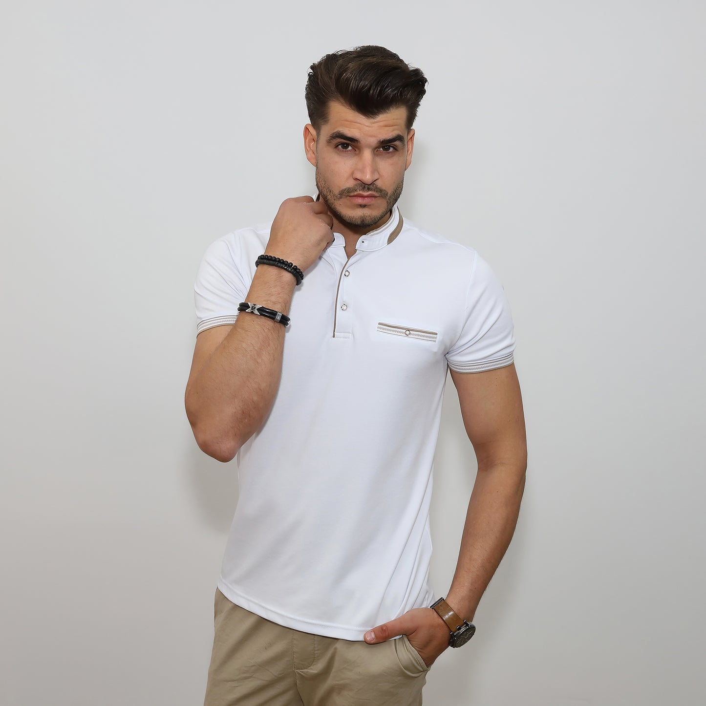 Állógalléros pamut póló - Fehér